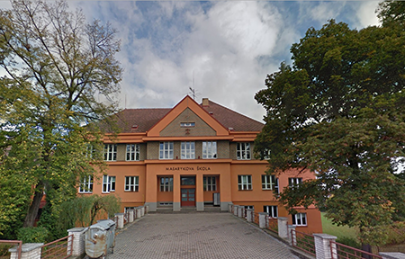 Rekonstrukce Masarykovy základní školy v Komárově - Petr Smetana